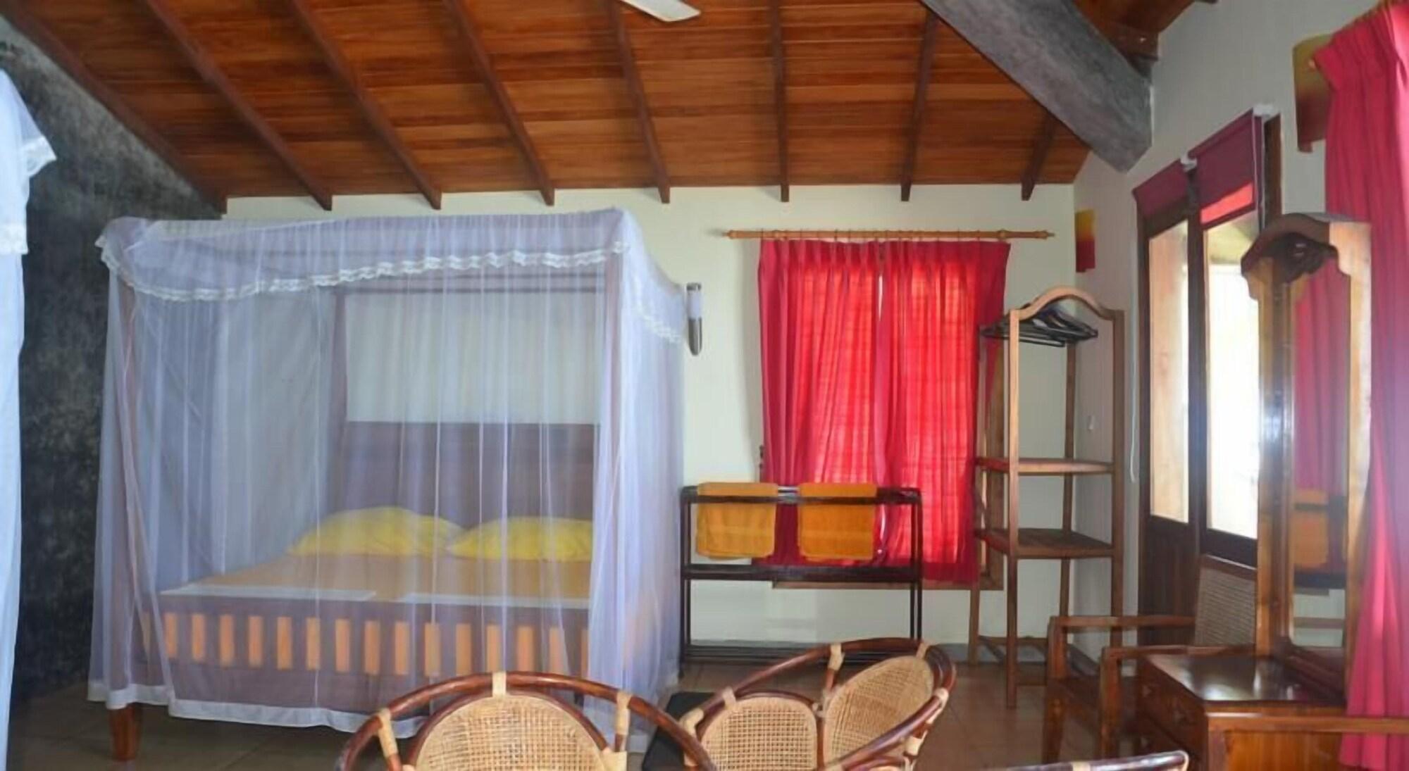 Time N Tide Beach Resort Хикадува Екстериор снимка