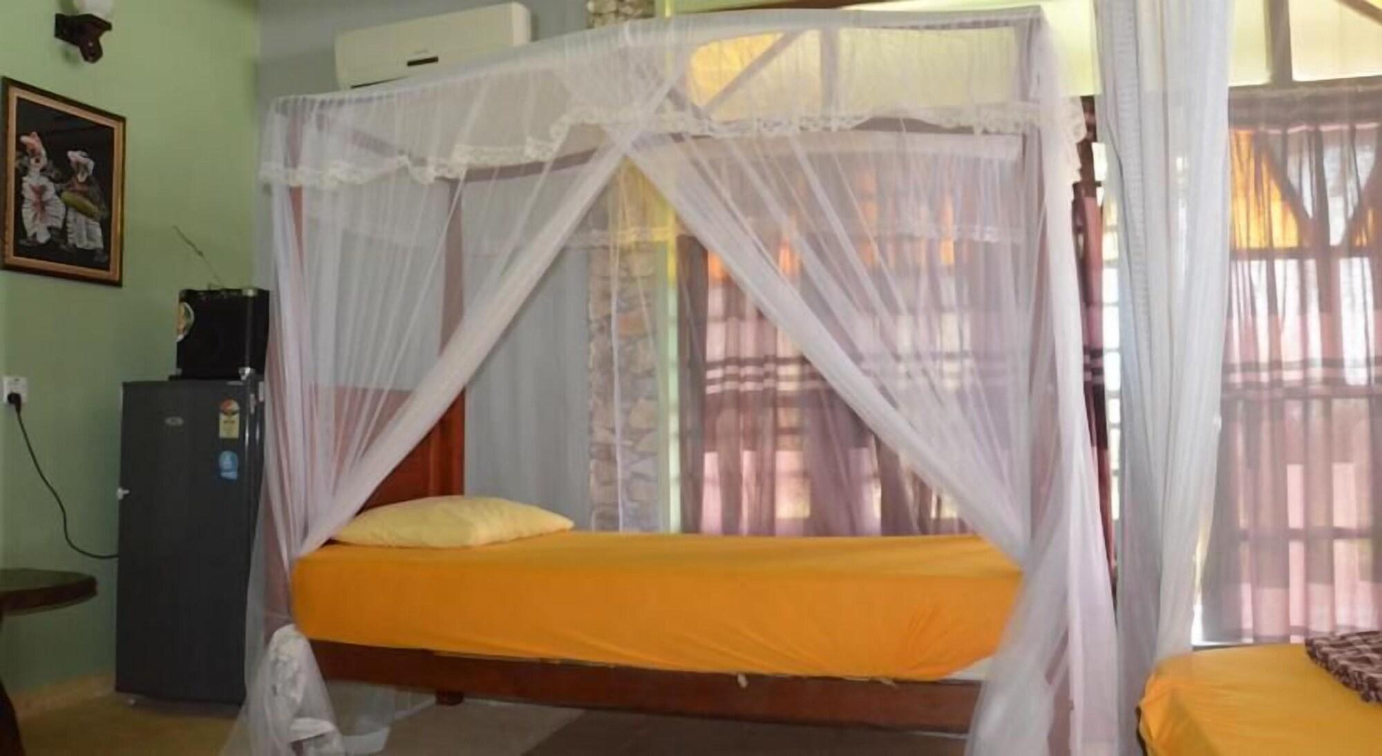 Time N Tide Beach Resort Хикадува Екстериор снимка