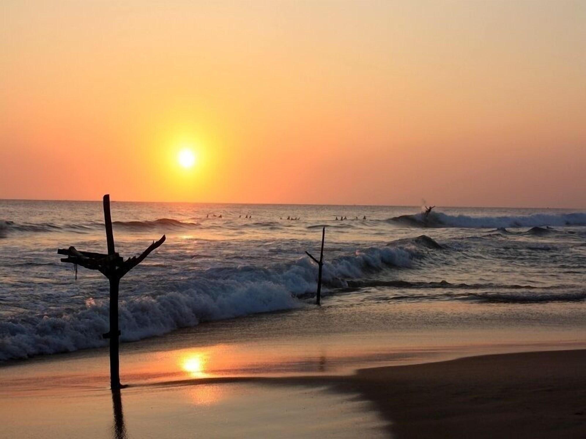 Time N Tide Beach Resort Хикадува Екстериор снимка