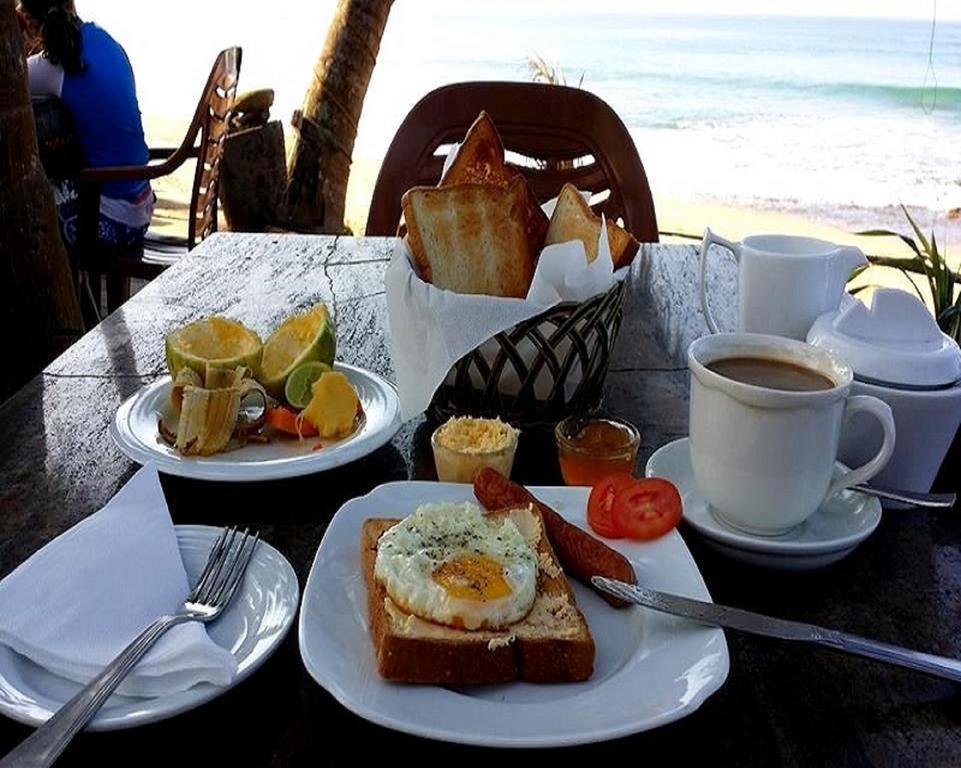 Time N Tide Beach Resort Хикадува Екстериор снимка