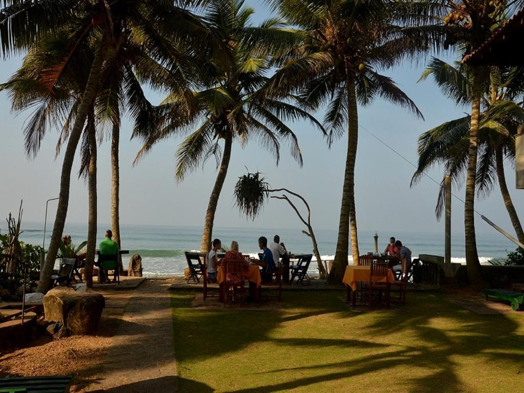 Time N Tide Beach Resort Хикадува Екстериор снимка
