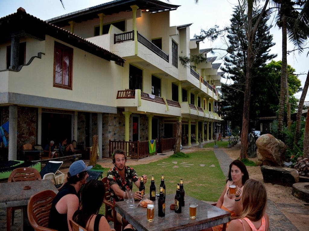 Time N Tide Beach Resort Хикадува Екстериор снимка