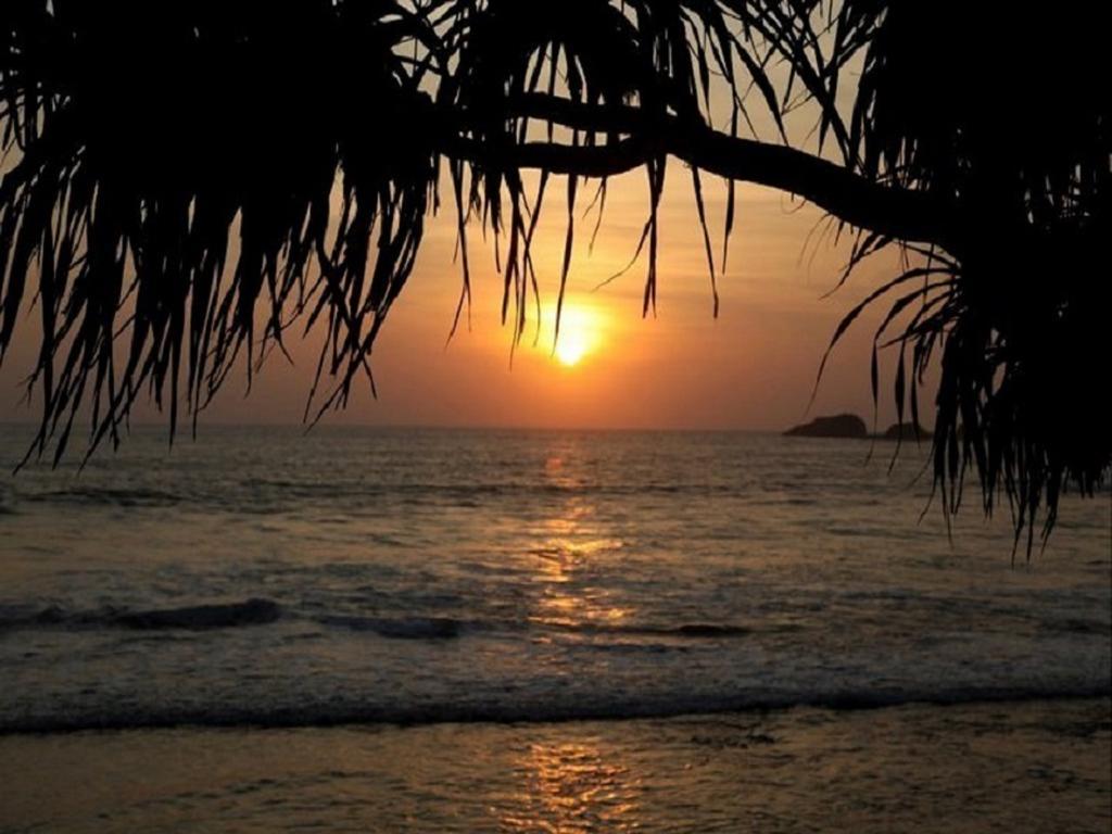 Time N Tide Beach Resort Хикадува Екстериор снимка