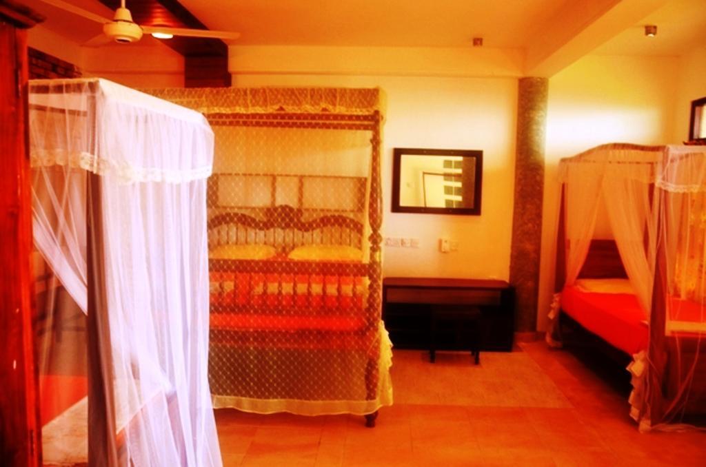 Time N Tide Beach Resort Хикадува Екстериор снимка